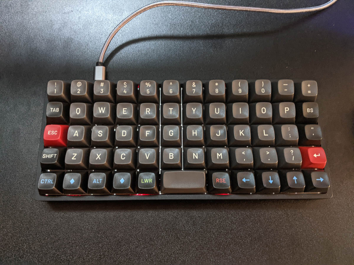 William Huster 🍖 I Built an Ortholinear Keyboard